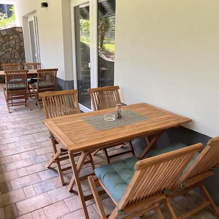 Appartement Prenocisca Mraz à Velenje Extérieur photo