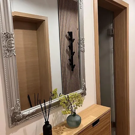 Appartement Prenocisca Mraz à Velenje Extérieur photo